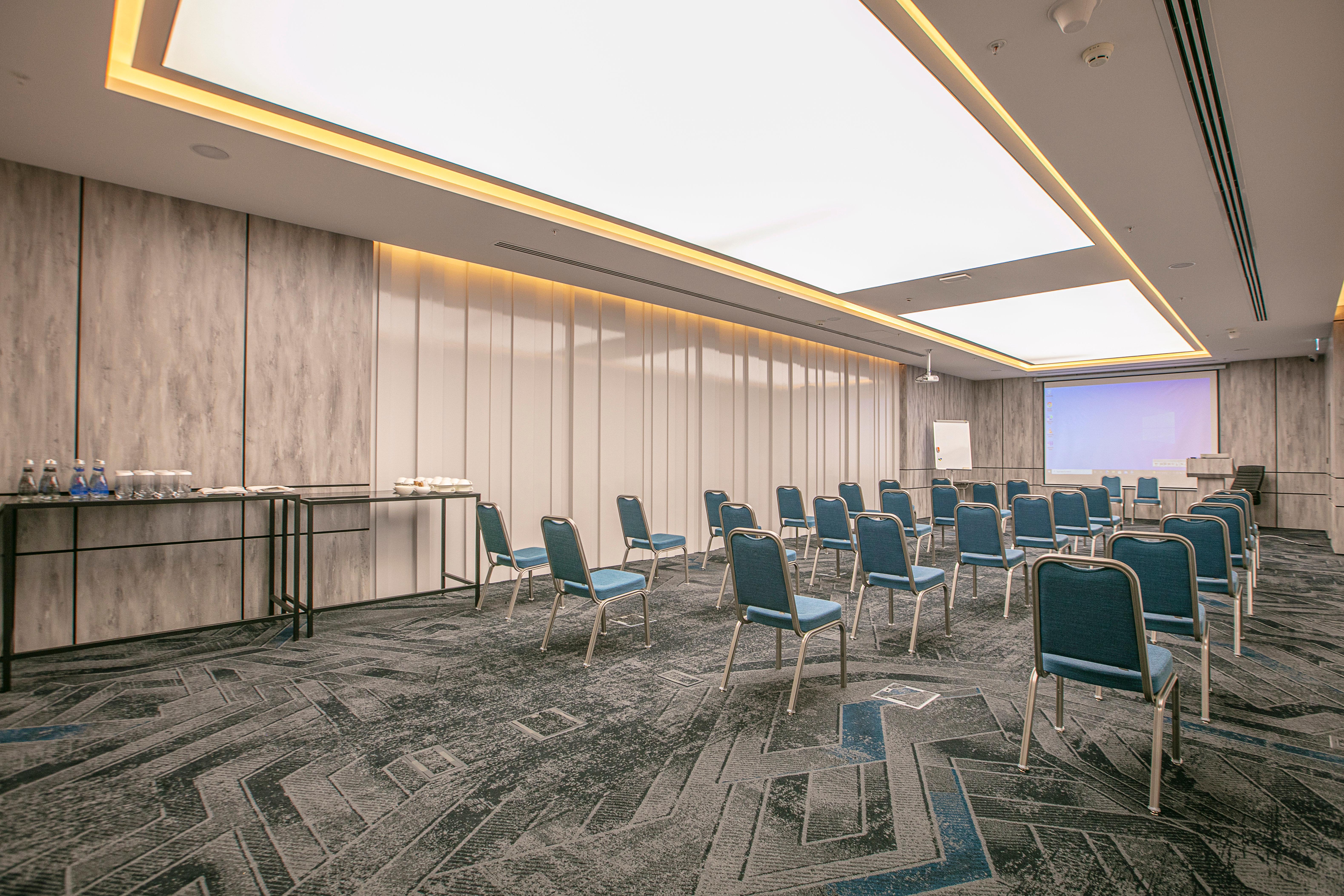 Hotel Intercontinental Baku By Ihg Zewnętrze zdjęcie Meeting room
