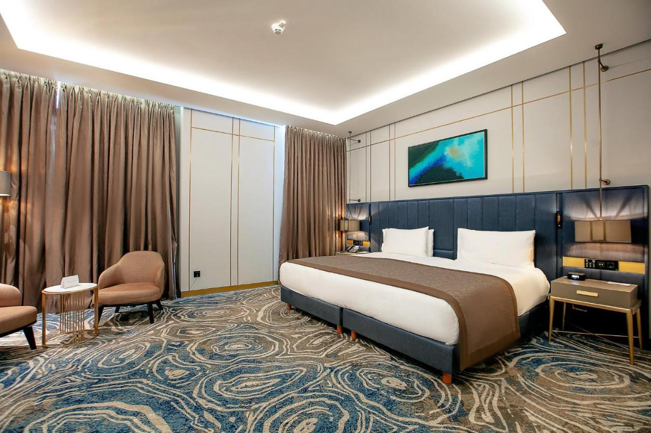 Hotel Intercontinental Baku By Ihg Zewnętrze zdjęcie Deluxe Room