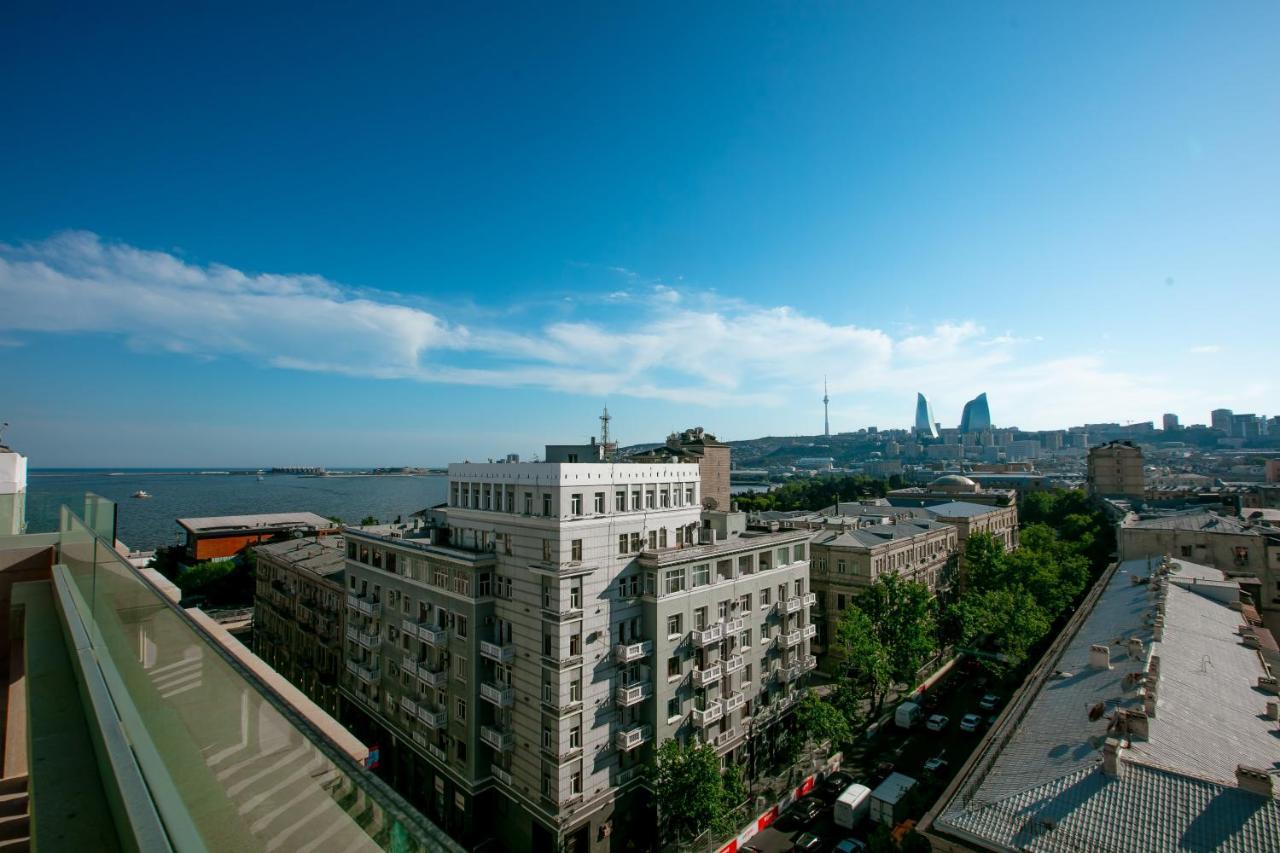 Hotel Intercontinental Baku By Ihg Zewnętrze zdjęcie View of the Hudson River from the 10th floor of the building