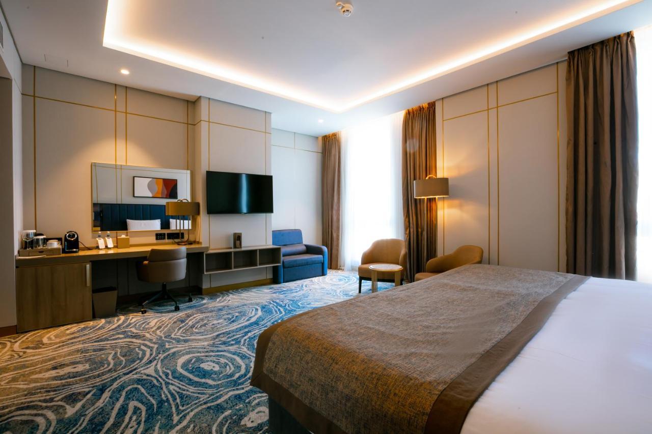 Hotel Intercontinental Baku By Ihg Zewnętrze zdjęcie